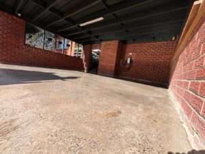Exposed aggregate concrete flooring